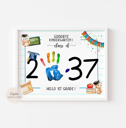 Kindergarten Graduation Sign - Grad Certificate