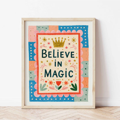 Retro wall art with a red frame and scalloped pink border